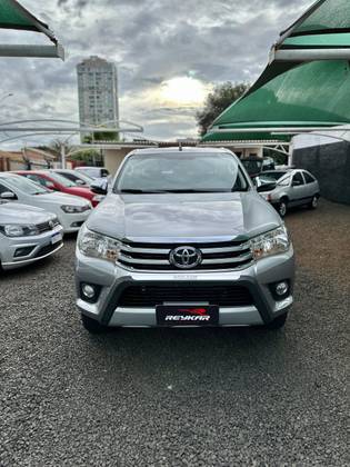 TOYOTA HILUX 2.8 SR 4X4 CD 16V DIESEL 4P AUTOMÁTICO